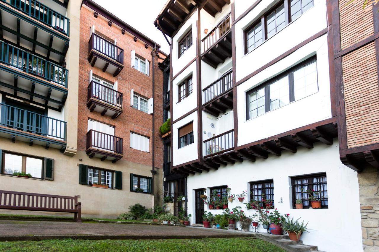 Olerki By Smiling Hondarribia